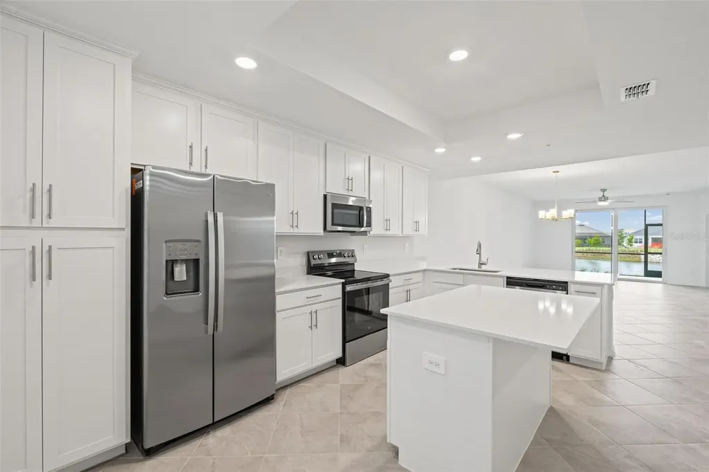 19007 Scallop Loop Lakewood Ranch FL 34202