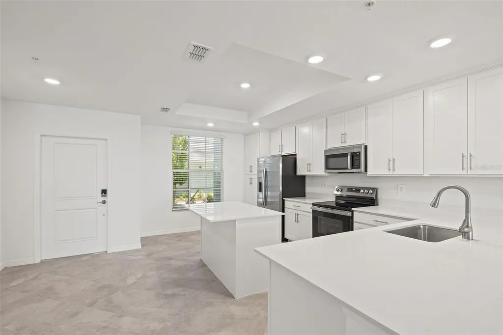 19007 Scallop Loop Lakewood Ranch FL 34202