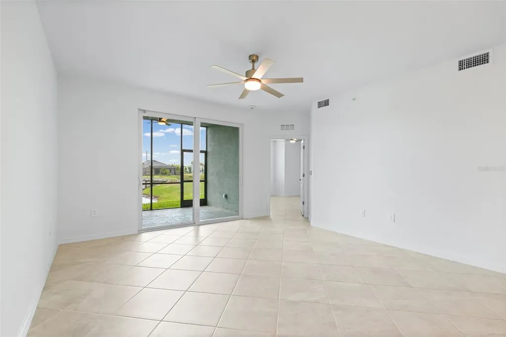 19007 Scallop Loop Lakewood Ranch FL 34202
