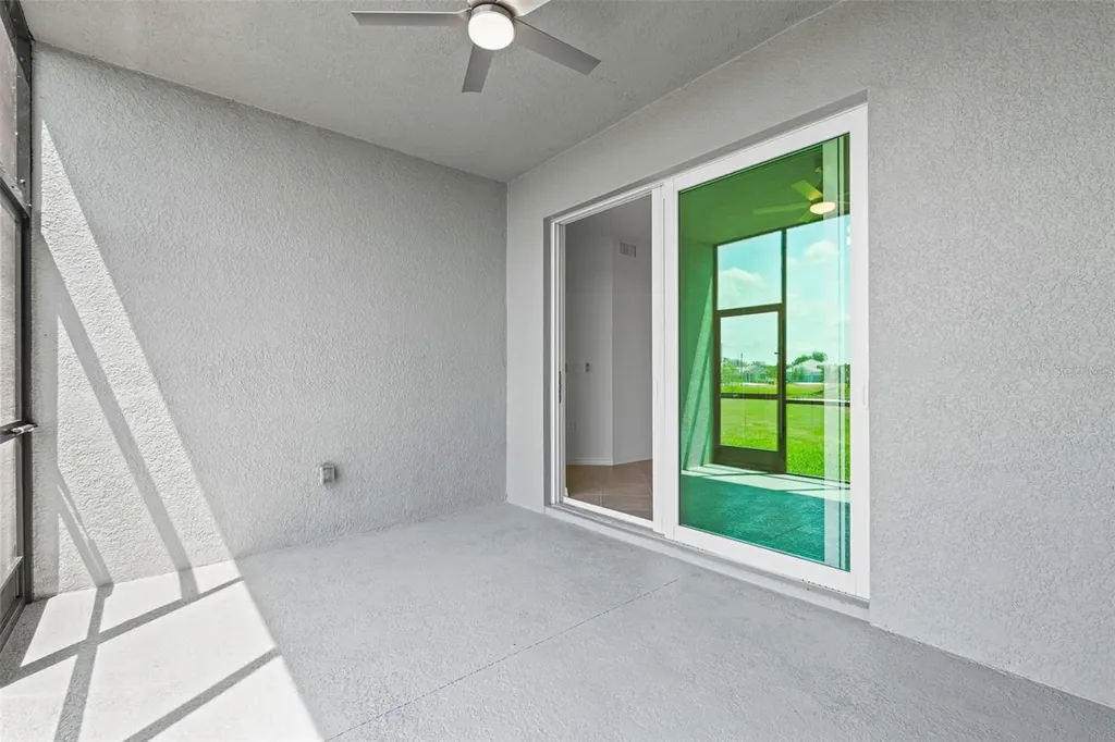 19007 Scallop Loop Lakewood Ranch FL 34202