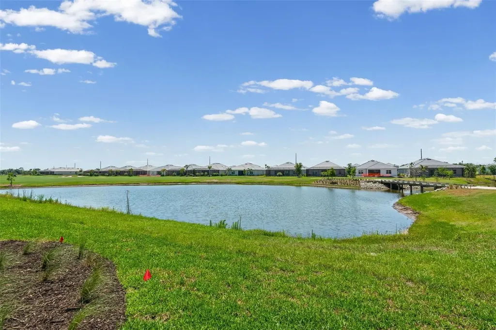 19007 Scallop Loop Lakewood Ranch FL 34202
