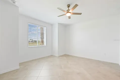 19007 Scallop Loop Lakewood Ranch FL 34202