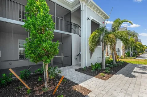 19007 Scallop Loop Lakewood Ranch FL 34202