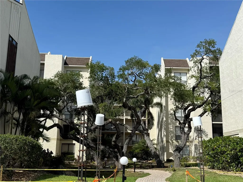 6157 Midnight Pass Road Sarasota FL 34242