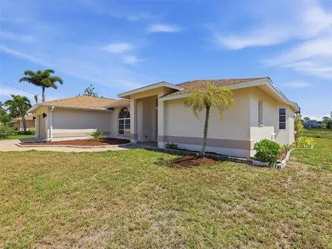 713 Rotonda Circle Rotonda West FL 33947