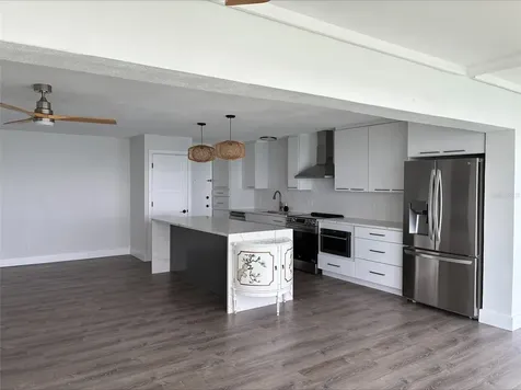 7200 Sunshine Skyway Lane S St Petersburg FL 33711