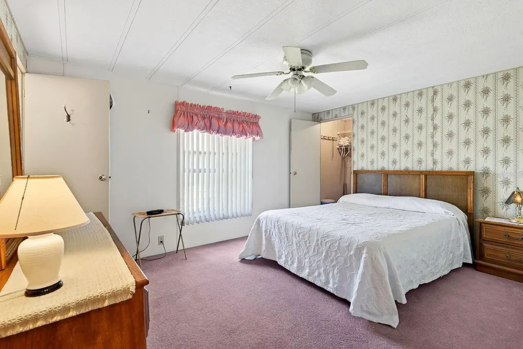 8906 31st Avenue E Palmetto FL 34221