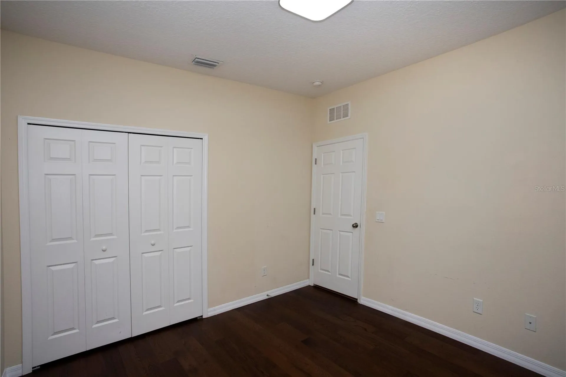 1319 Rowantree Drive Dover FL 33527