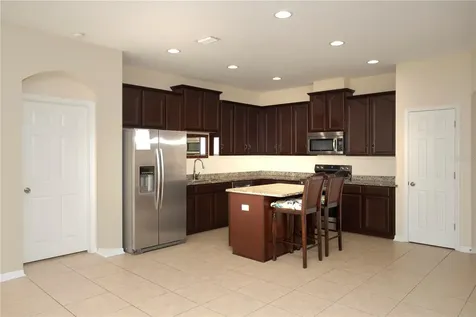 1319 Rowantree Drive Dover FL 33527