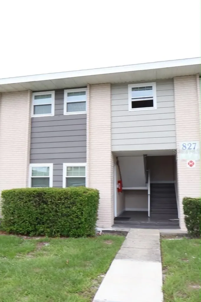 827 Sky Lake Circle Orlando FL 32809