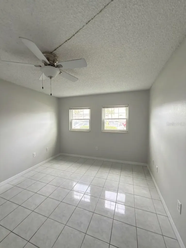 827 Sky Lake Circle Orlando FL 32809