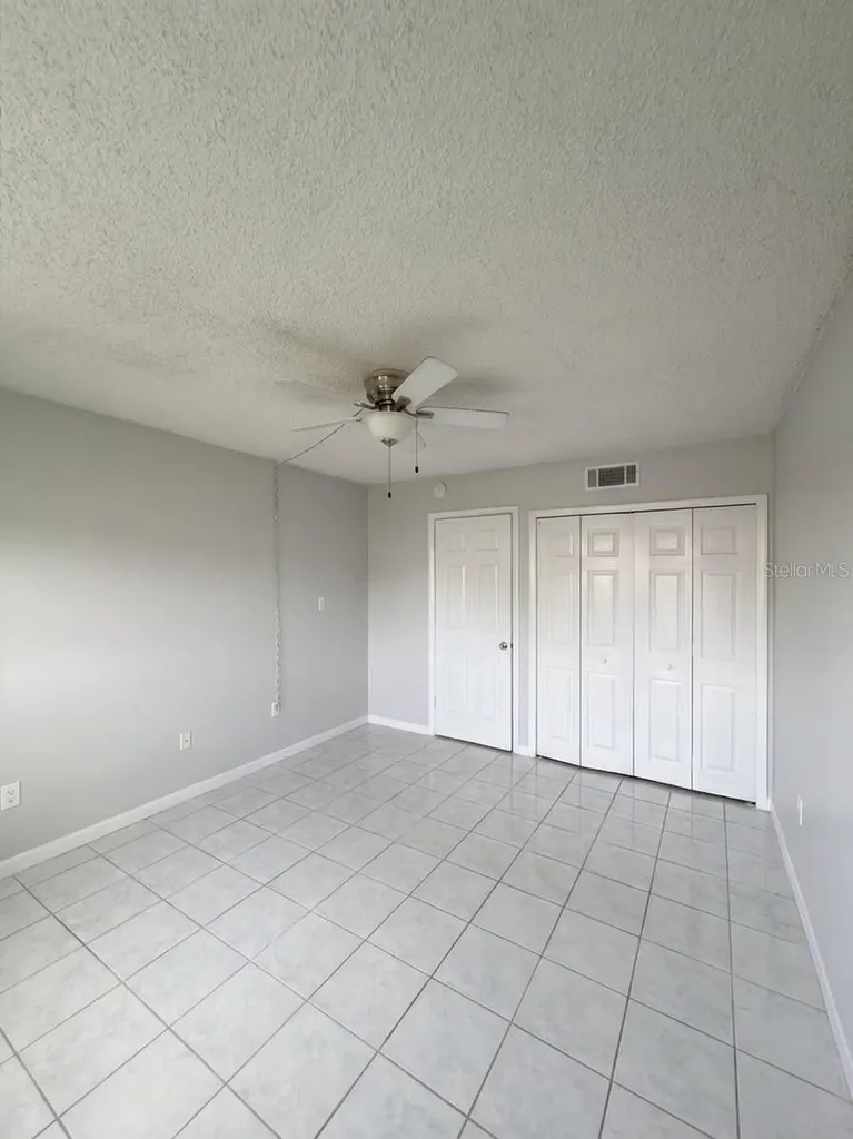 827 Sky Lake Circle Orlando FL 32809