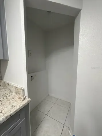 827 Sky Lake Circle Orlando FL 32809