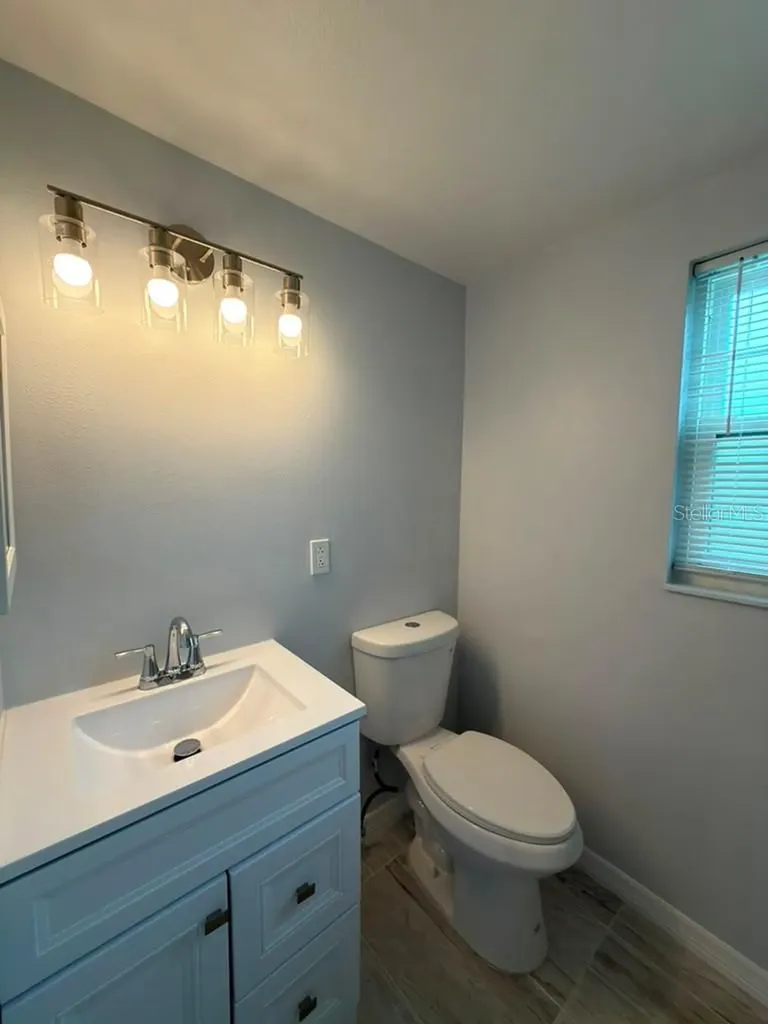 843 Sky Lake Circle Orlando FL 32809
