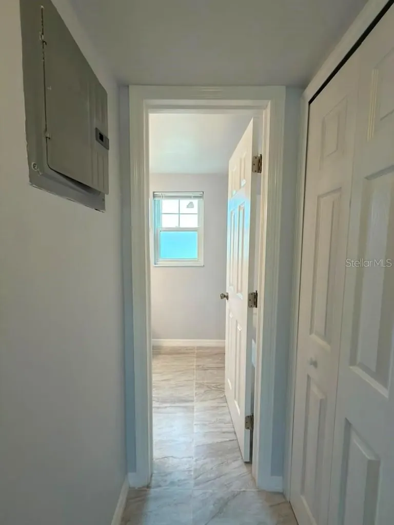 843 Sky Lake Circle Orlando FL 32809