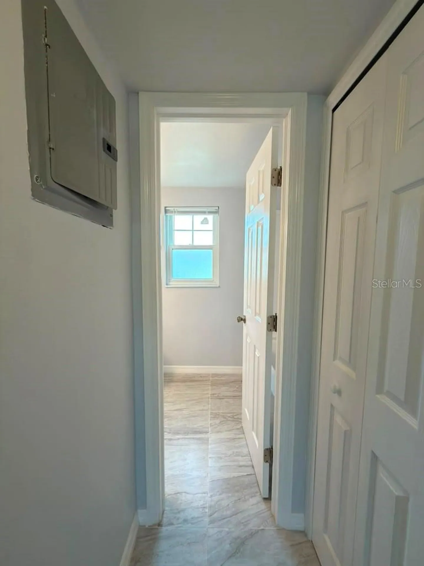 843 Sky Lake Circle Orlando FL 32809