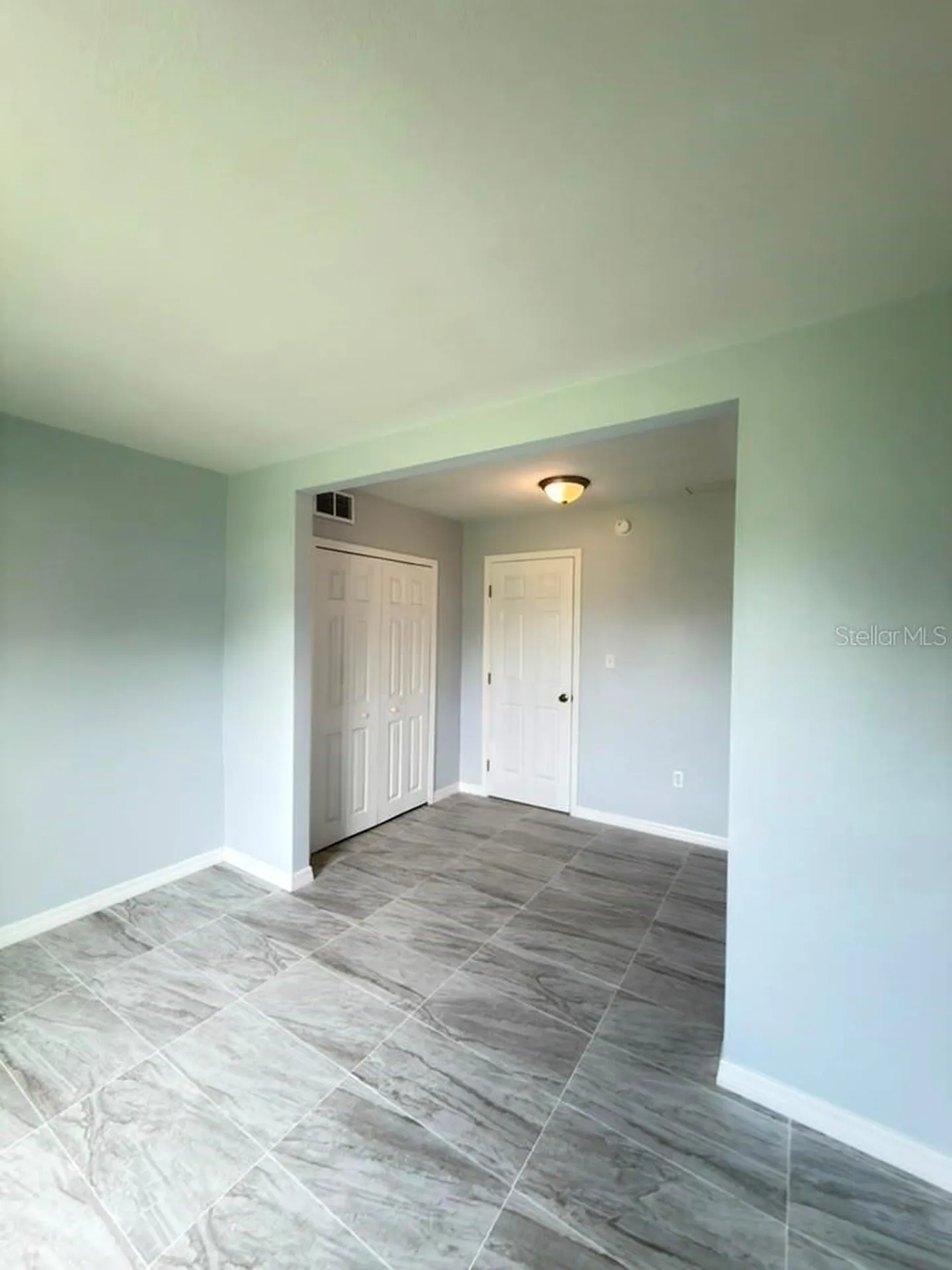 843 Sky Lake Circle Orlando FL 32809