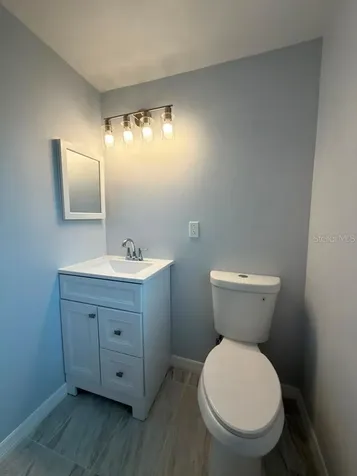 843 Sky Lake Circle Orlando FL 32809