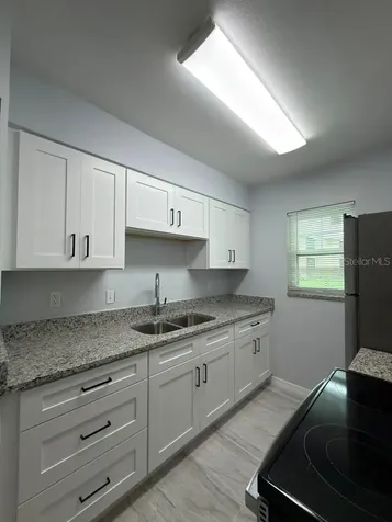 843 Sky Lake Circle Orlando FL 32809