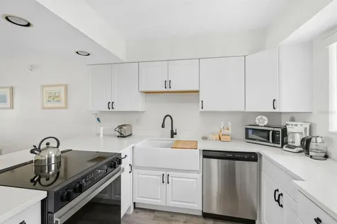1801 Gulf Drive N Bradenton Beach FL 34217