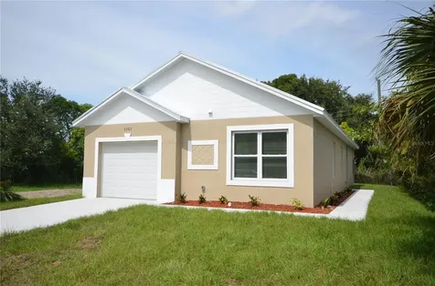 3305 Bassie Court Fort Myers FL 33916