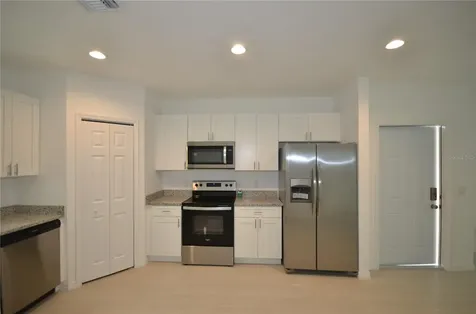 3305 Bassie Court Fort Myers FL 33916