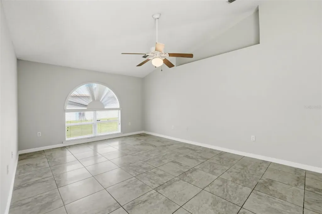 955 Louvre Court Kissimmee FL 34759
