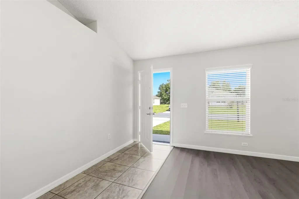 955 Louvre Court Kissimmee FL 34759