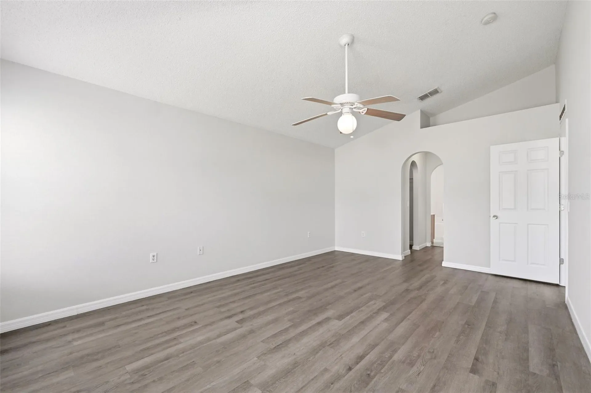 955 Louvre Court Kissimmee FL 34759