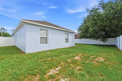 955 Louvre Court Kissimmee FL 34759
