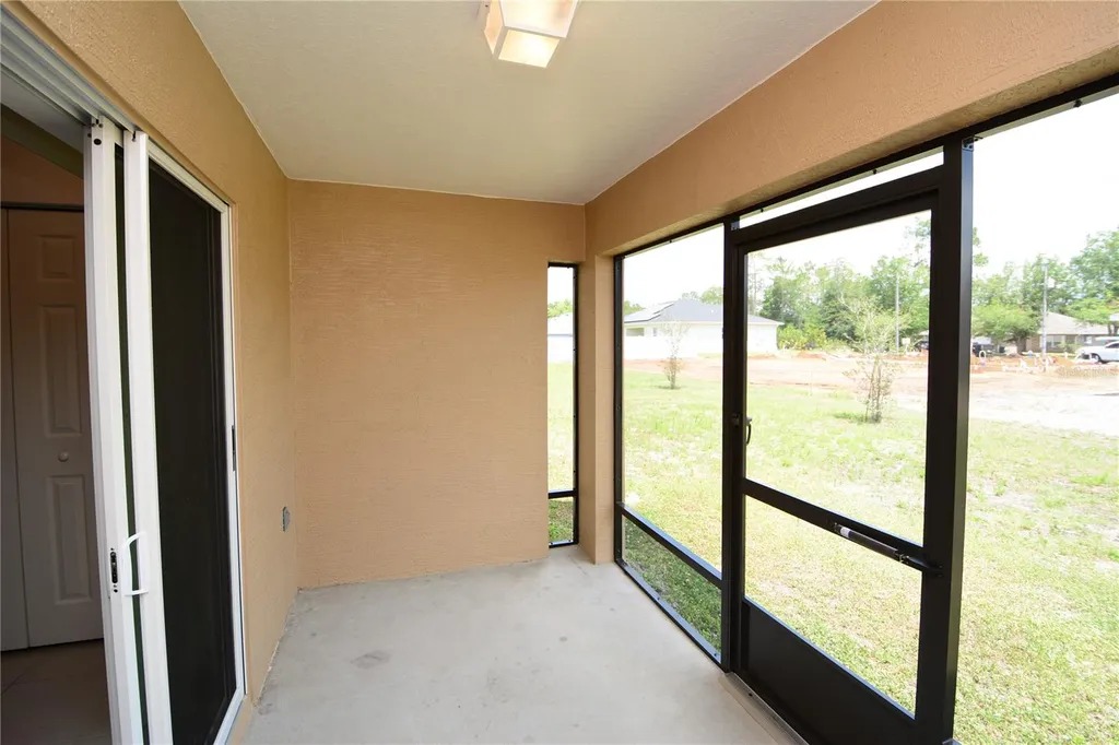 33 Rosecroft Lane Palm Coast FL 32164