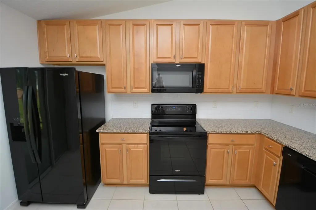 33 Rosecroft Lane Palm Coast FL 32164
