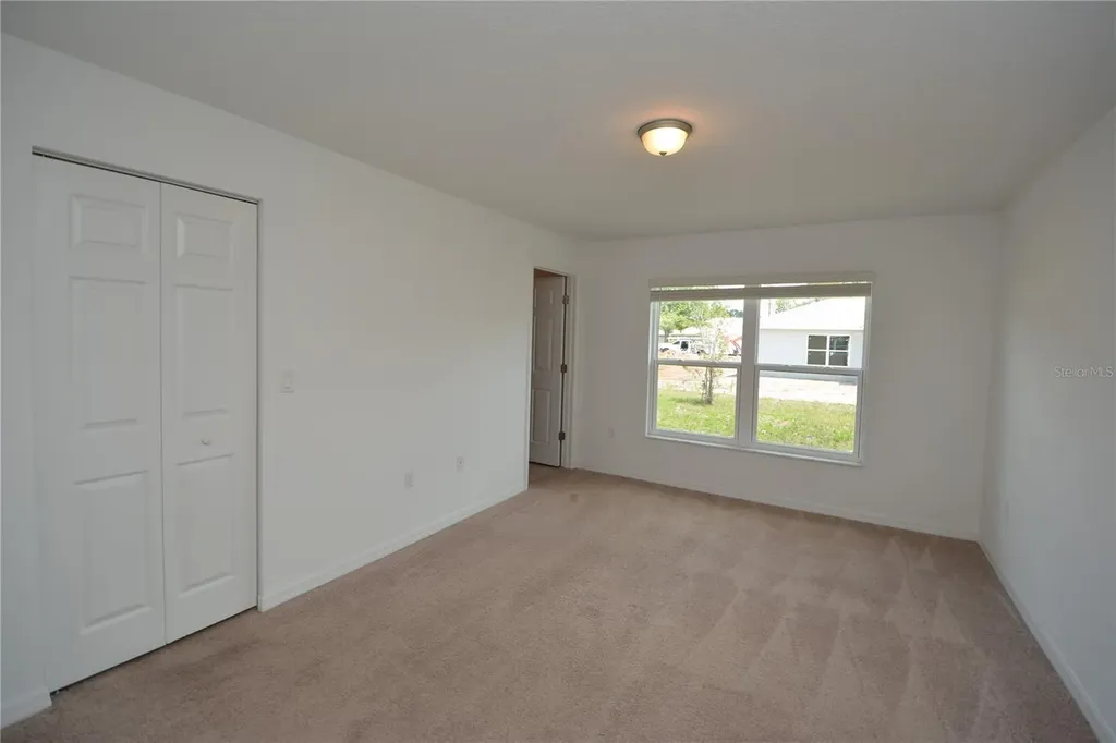 33 Rosecroft Lane Palm Coast FL 32164
