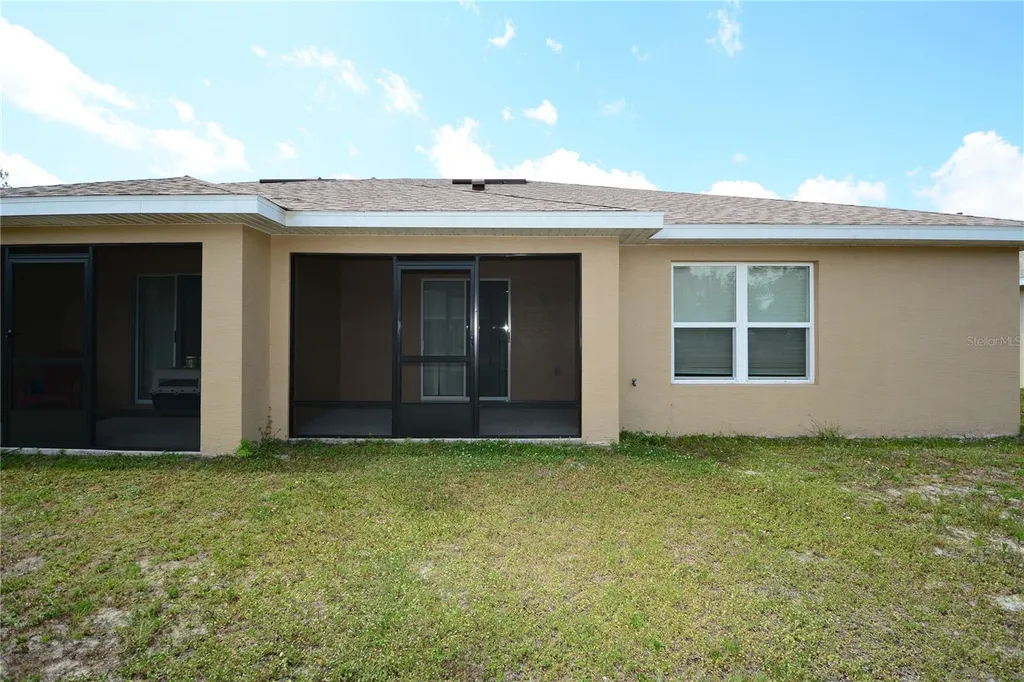 33 Rosecroft Lane Palm Coast FL 32164