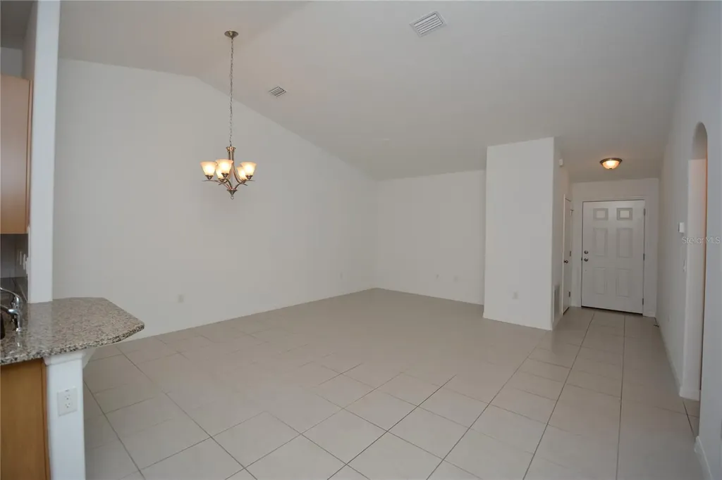 33 Rosecroft Lane Palm Coast FL 32164