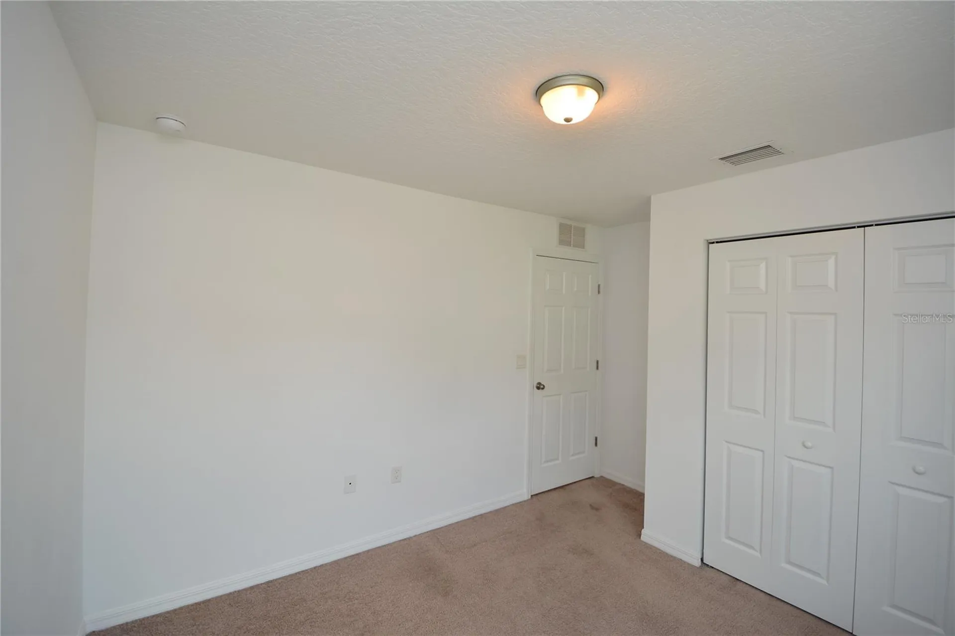 33 Rosecroft Lane Palm Coast FL 32164
