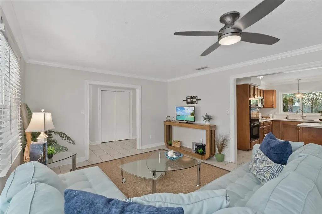 361 Scott Avenue Sarasota FL 34243