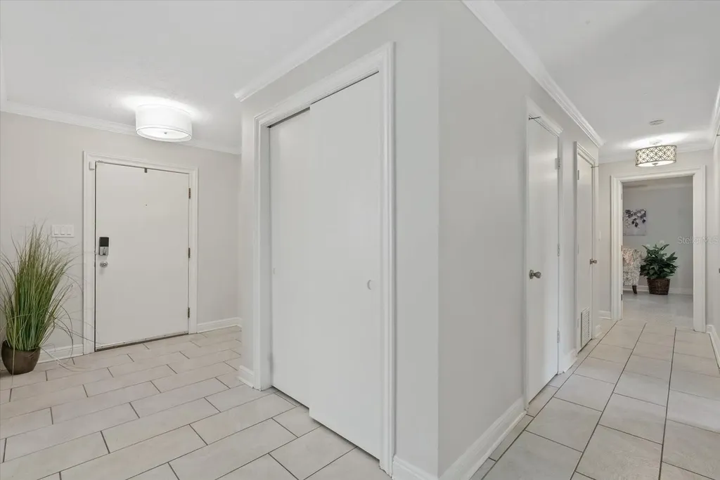 361 Scott Avenue Sarasota FL 34243