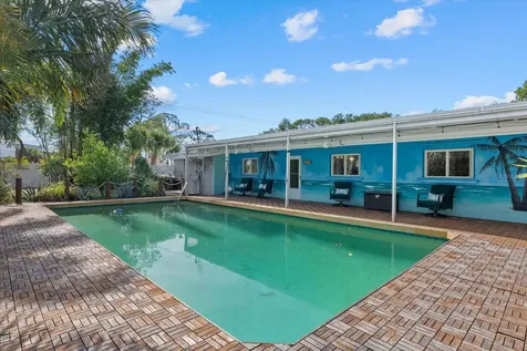 361 Scott Avenue Sarasota FL 34243