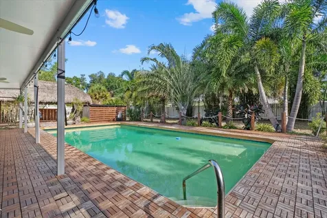 361 Scott Avenue Sarasota FL 34243