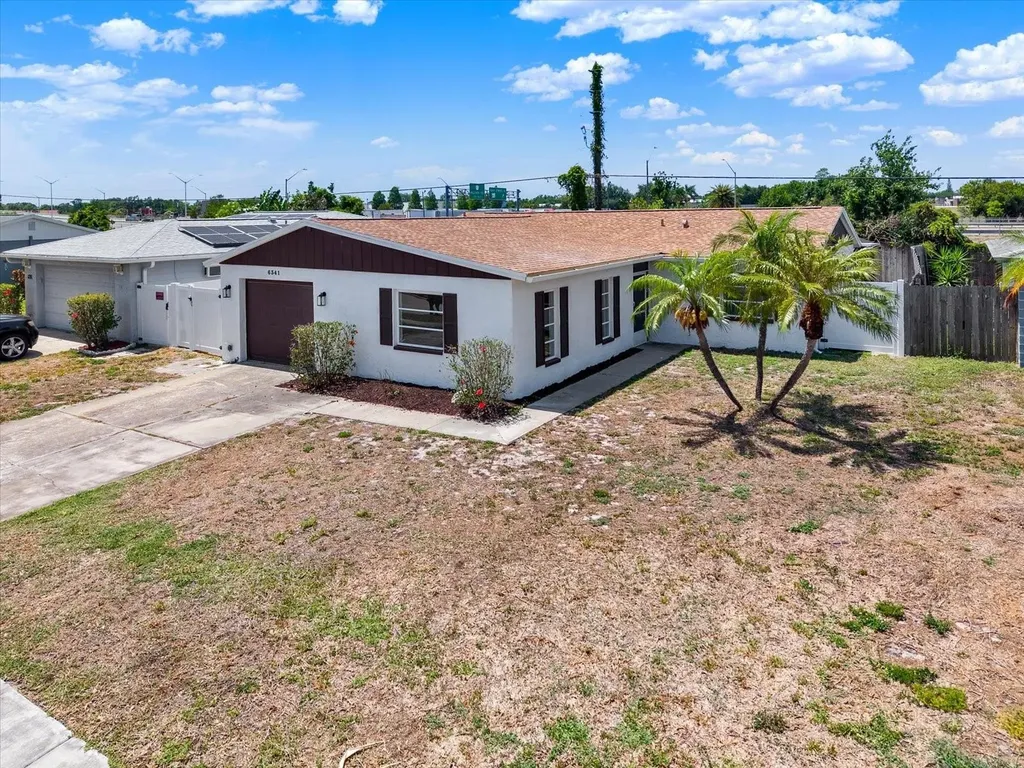 6341 Elmhurst Drive Pinellas Park FL 33782