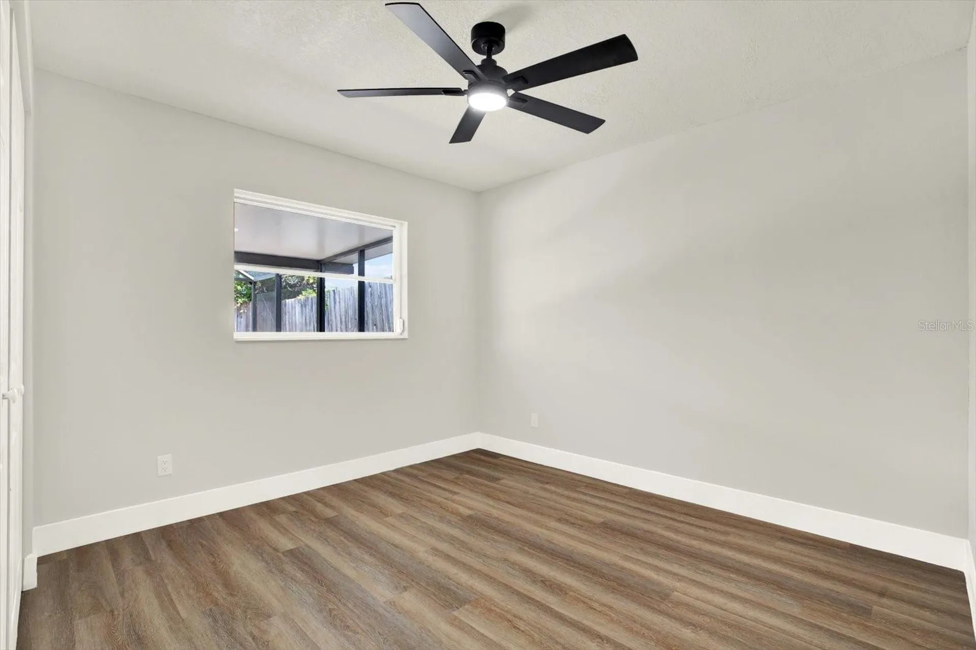 6341 Elmhurst Drive Pinellas Park FL 33782