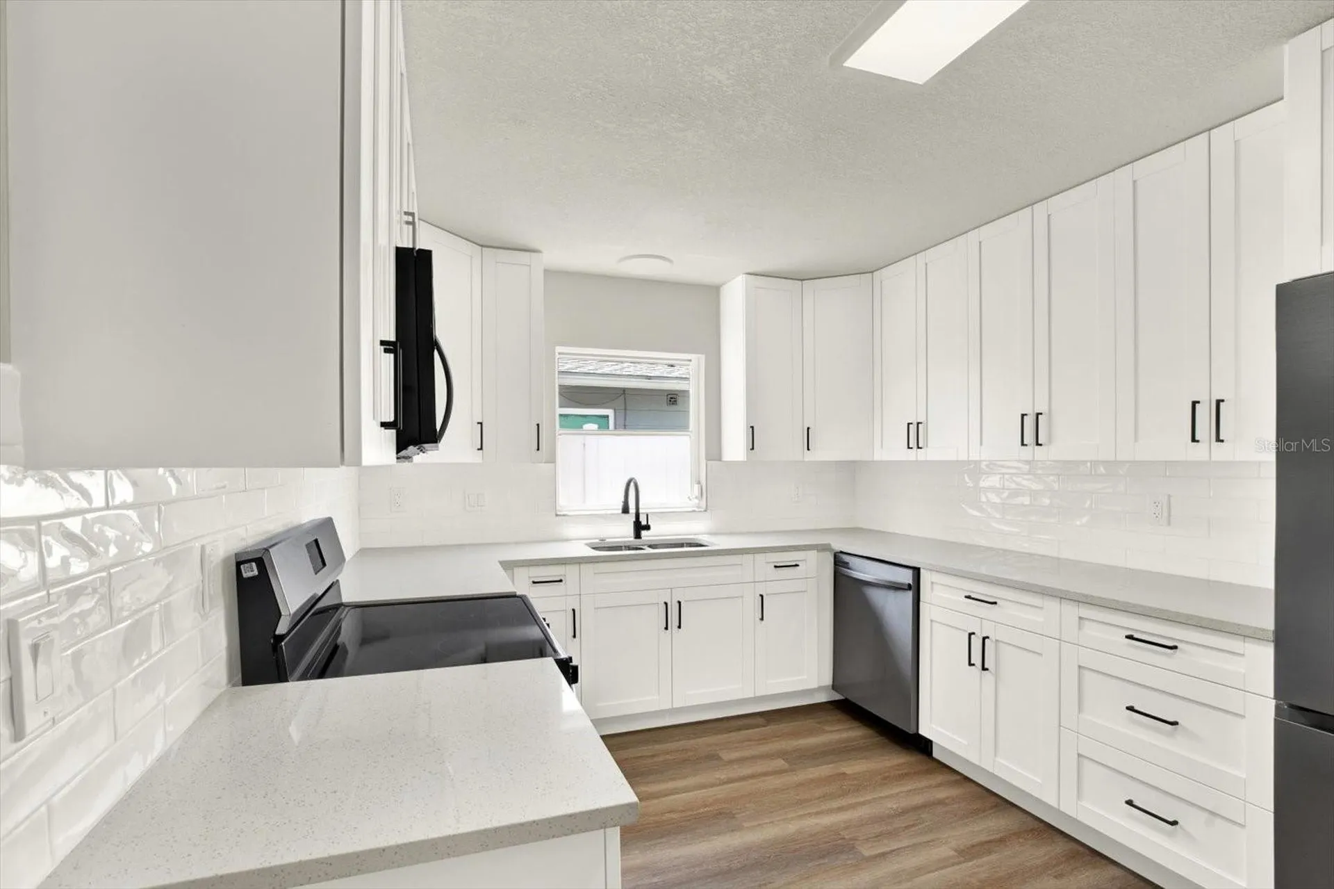 6341 Elmhurst Drive Pinellas Park FL 33782