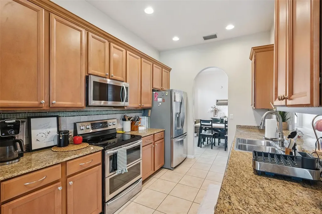 4641 Rolling Green Drive Wesley Chapel FL 33543