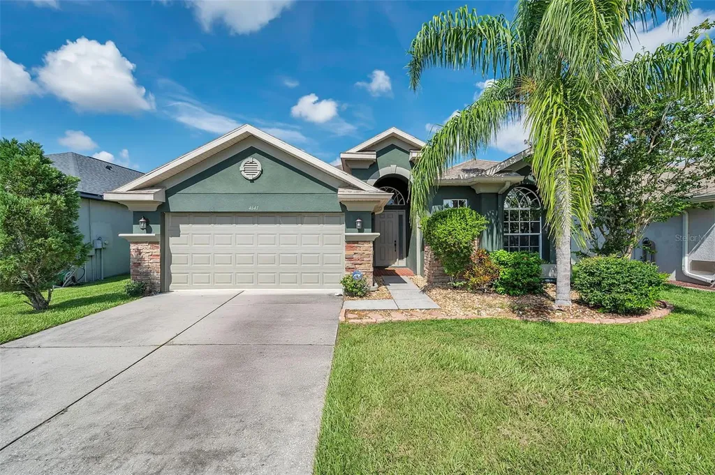 4641 Rolling Green Drive Wesley Chapel FL 33543