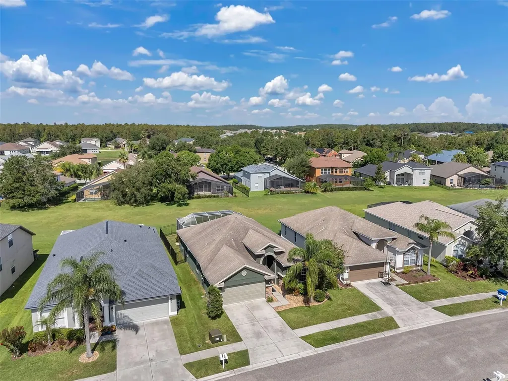 4641 Rolling Green Drive Wesley Chapel FL 33543