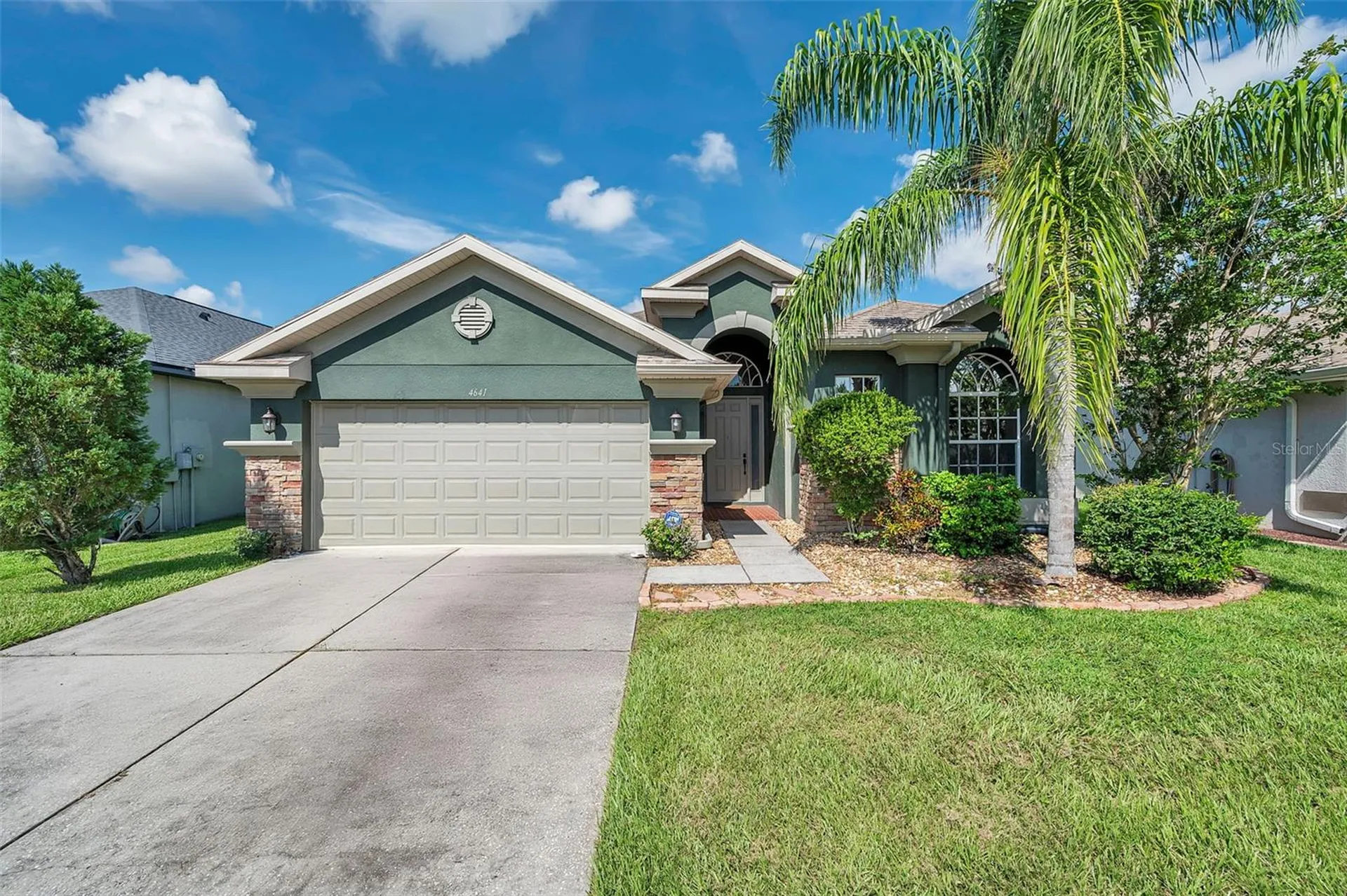 4641 Rolling Green Drive Wesley Chapel FL 33543