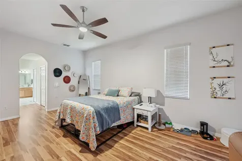 4641 Rolling Green Drive Wesley Chapel FL 33543