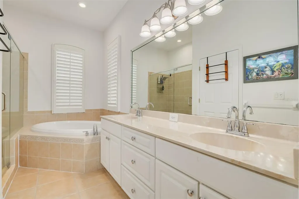 8253 Wild Oaks Circle Largo FL 33773
