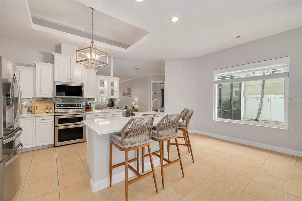 8253 Wild Oaks Circle Largo FL 33773
